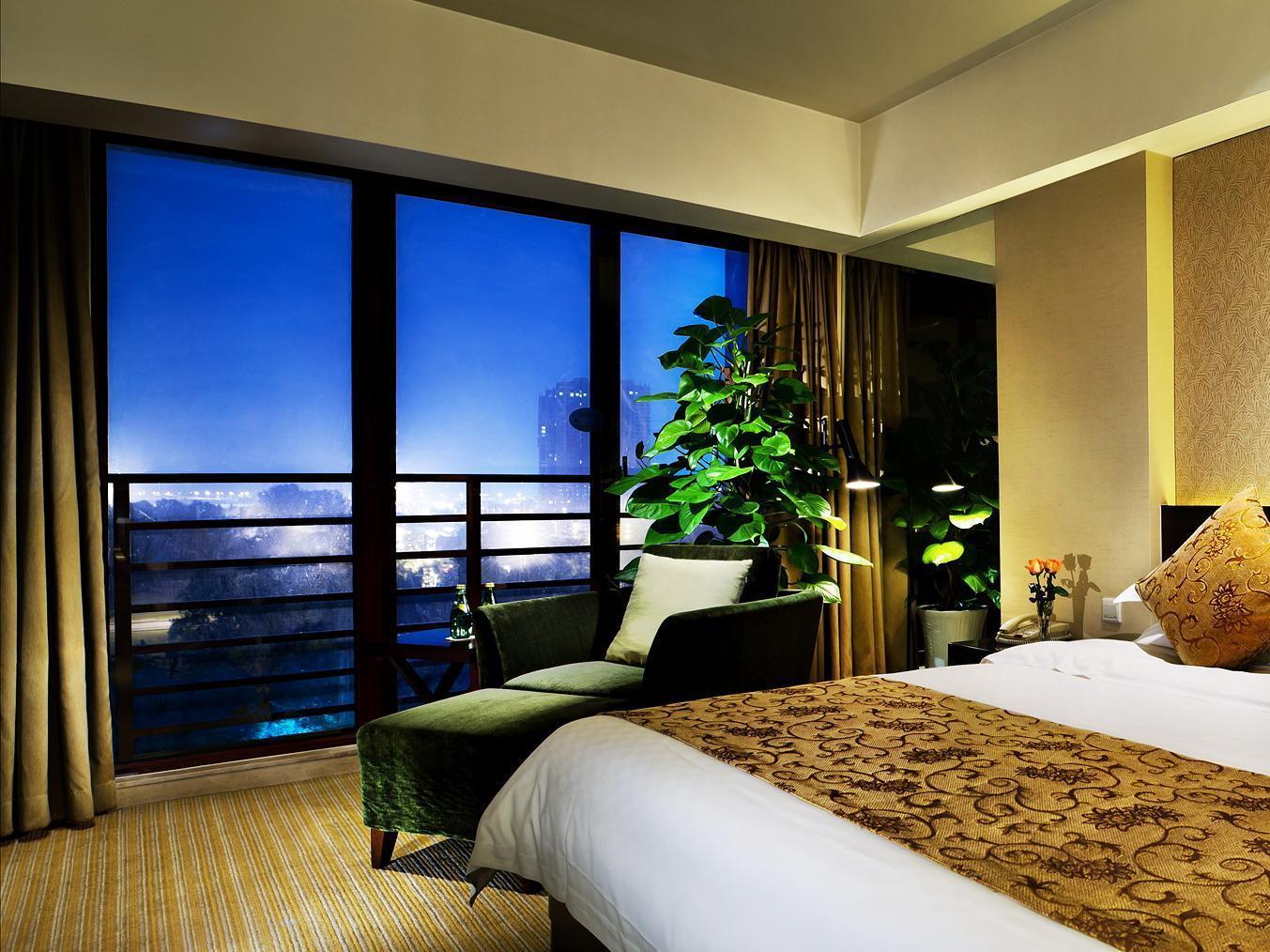 Jinling Riverside Hotel Nanjing  Exterior photo