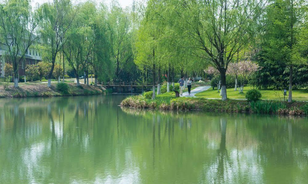 Jinling Riverside Hotel Nanjing  Exterior photo